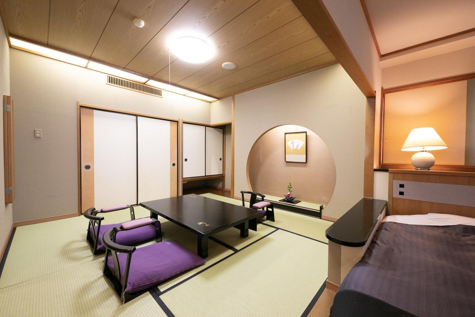 Genjiko Minamichita Quarto foto